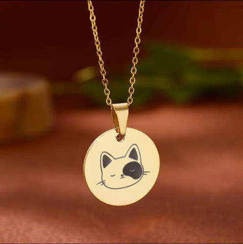 Cat Face Pendant - Gold
